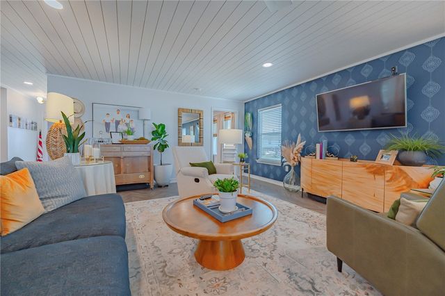 101 Quail Dr, Rockport, TX 78382