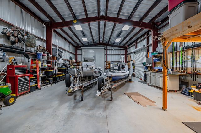 101 Quail Dr, Rockport, TX 78382