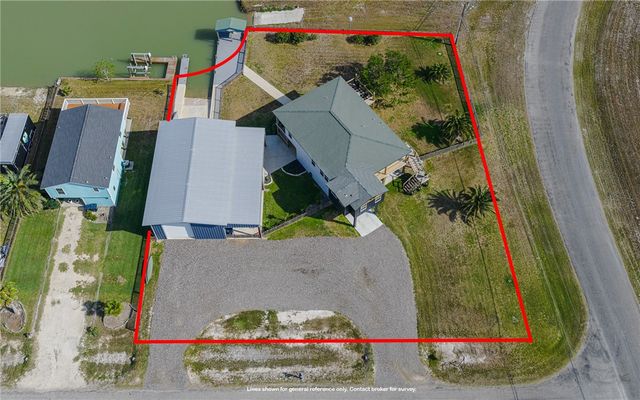 101 Quail Dr, Rockport, TX 78382
