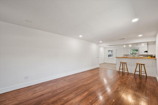 2626 Alden Avenue, Dallas, TX 75211