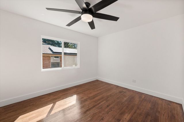 2626 Alden Avenue, Dallas, TX 75211