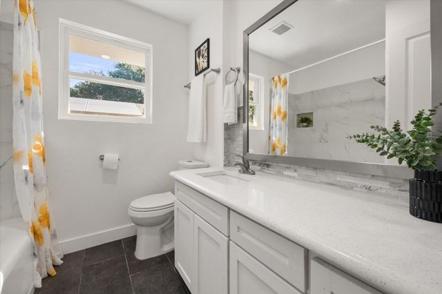 2626 Alden Avenue, Dallas, TX 75211