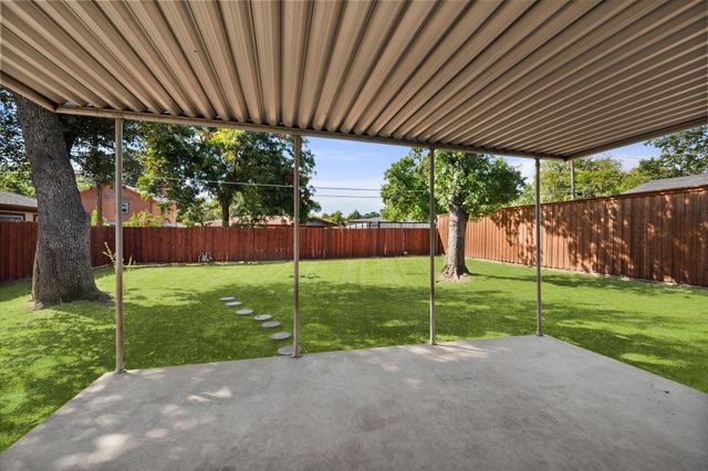 2626 Alden Avenue, Dallas, TX 75211