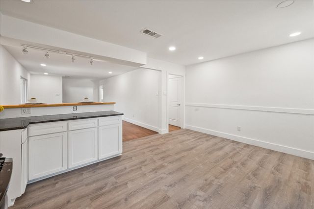 2626 Alden Avenue, Dallas, TX 75211
