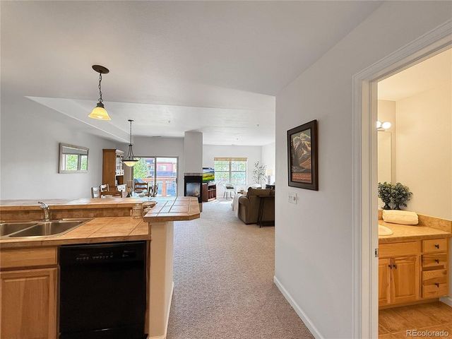 37 Waterside Ct C 206, Fraser, CO 80442