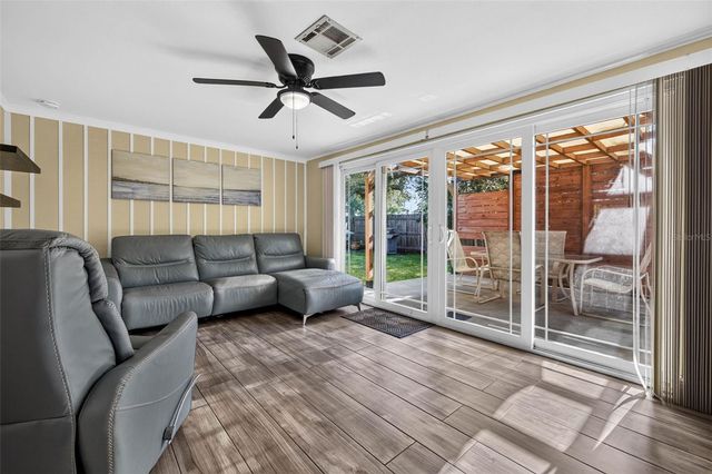 11280 FREEDOM COURT, Seminole, FL 33772