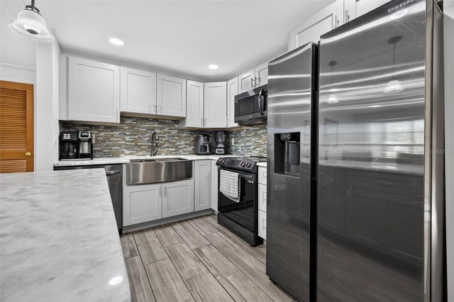 11280 FREEDOM COURT, Seminole, FL 33772