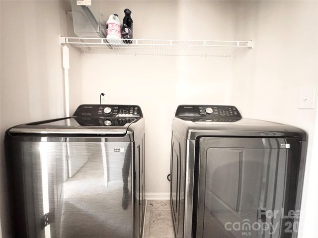 2350 Donnelly Hills Lane, Charlotte, NC 28262