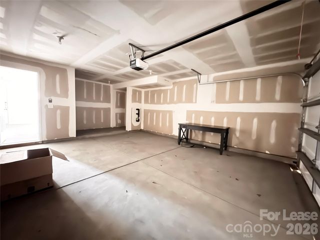 2350 Donnelly Hills Lane, Charlotte, NC 28262