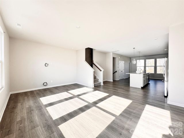 2350 Donnelly Hills Lane, Charlotte, NC 28262