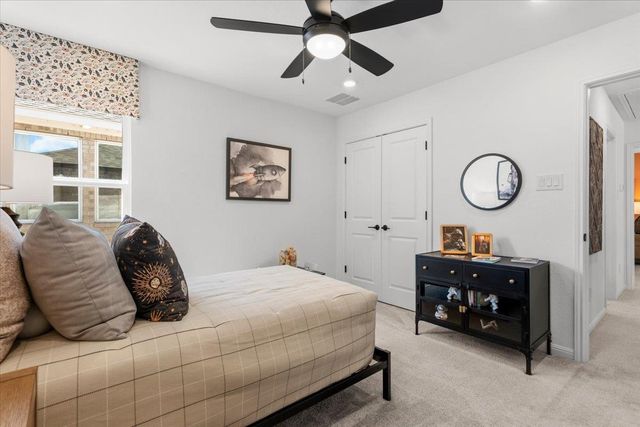 212 Barton Oak TRL, Georgetown, TX 78628