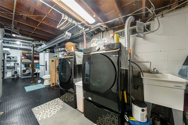 1727 W 41st Street, Lorain, OH 44053