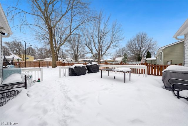 1727 W 41st Street, Lorain, OH 44053