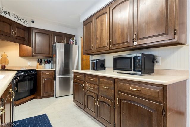 1727 W 41st Street, Lorain, OH 44053