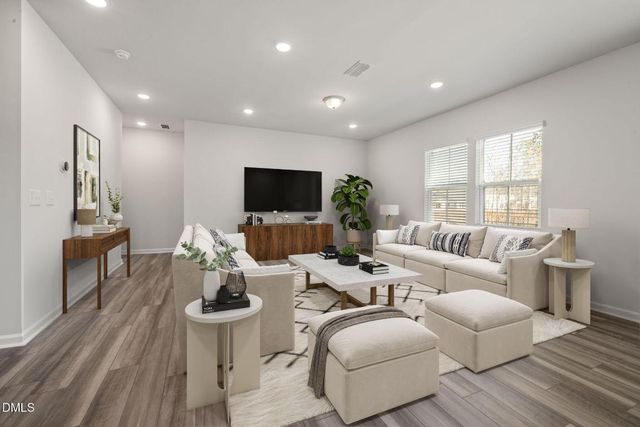 545 Prestonfield Way, Raleigh, NC 27603