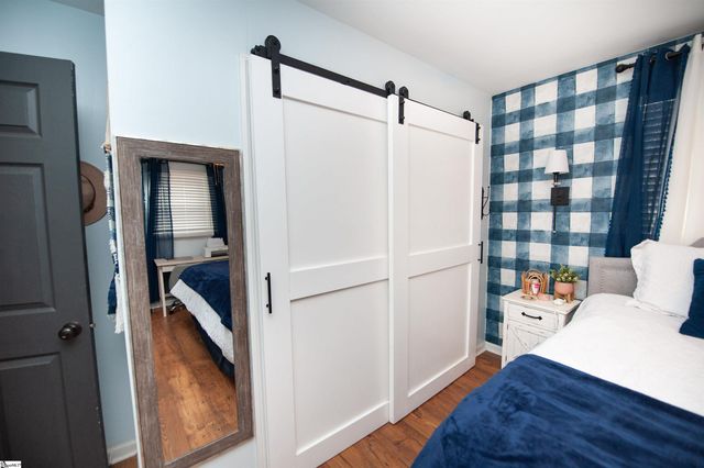 905 Henderson Road, Chesnee, SC 29323