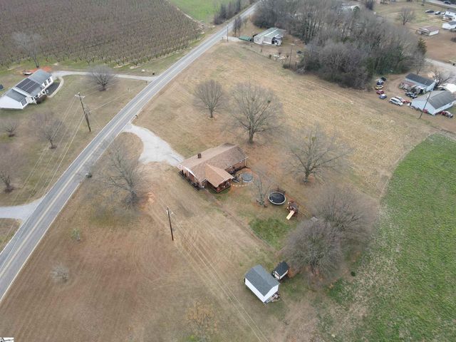 905 Henderson Road, Chesnee, SC 29323