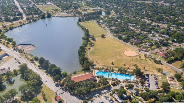 118 San Antonio Blvd, San Antonio, TX 78201