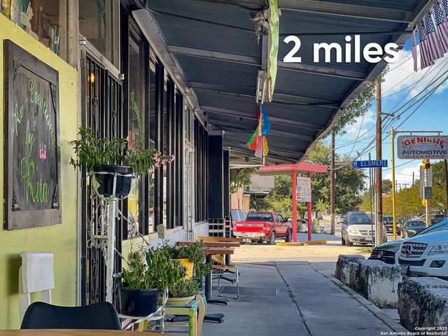 118 San Antonio Blvd, San Antonio, TX 78201