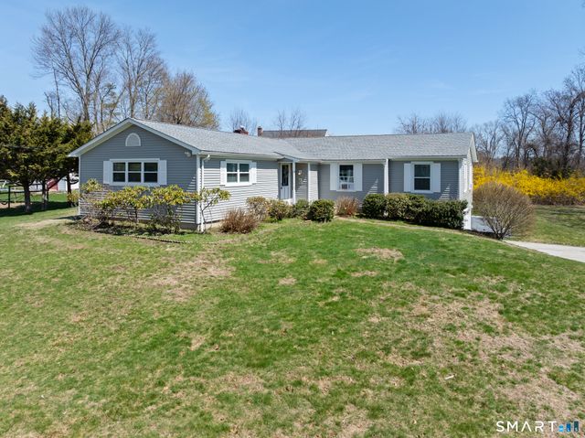 9 Evas Drive, Brookfield, CT 06804