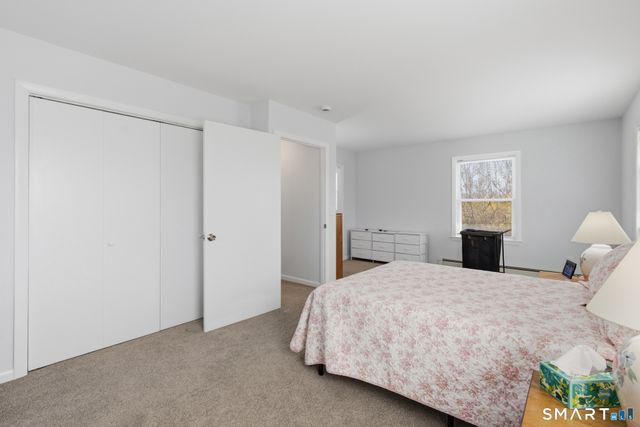 9 Evas Drive, Brookfield, CT 06804