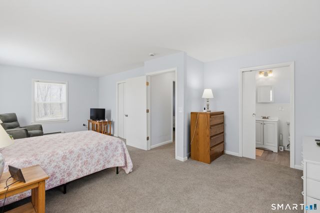 9 Evas Drive, Brookfield, CT 06804