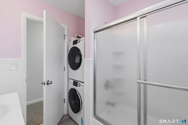 9 Evas Drive, Brookfield, CT 06804