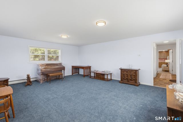 9 Evas Drive, Brookfield, CT 06804