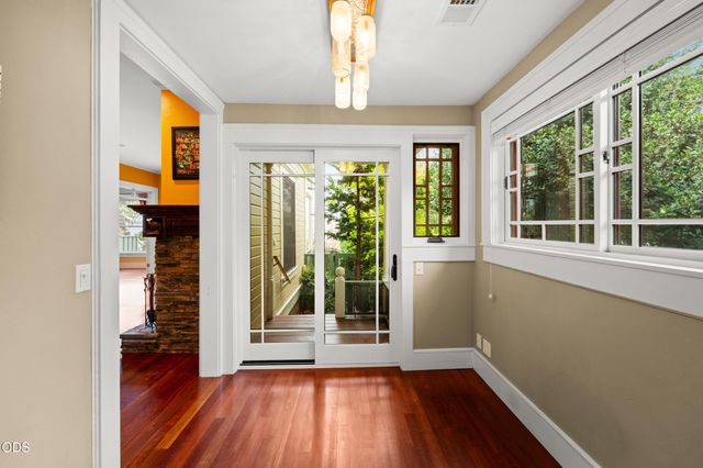 364 Hargadine Street, Ashland, OR 97520