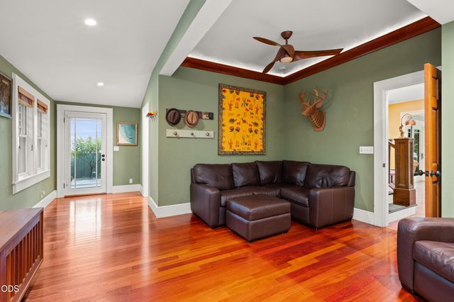 364 Hargadine Street, Ashland, OR 97520