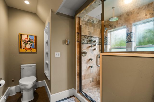 364 Hargadine Street, Ashland, OR 97520