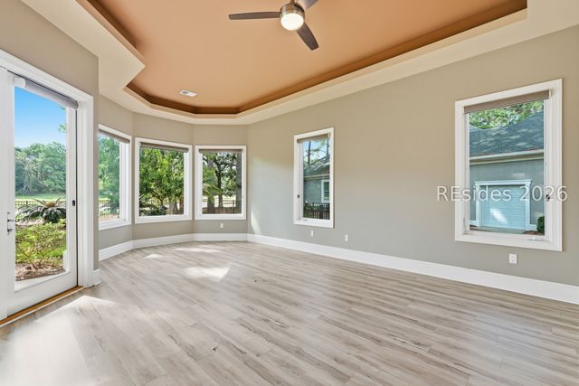 1 Victory Point Ln, Bluffton, SC 29910