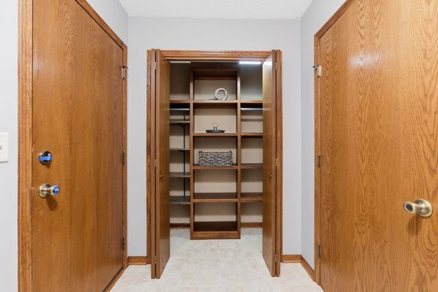 4815 N Wyndham Rd, Park City, KS 67219