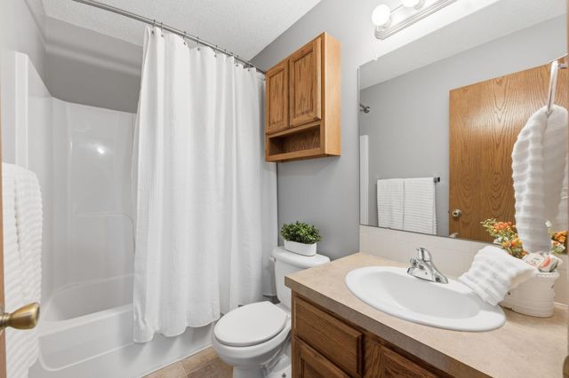 4815 N Wyndham Rd, Park City, KS 67219