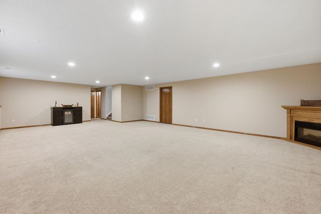 4815 N Wyndham Rd, Park City, KS 67219