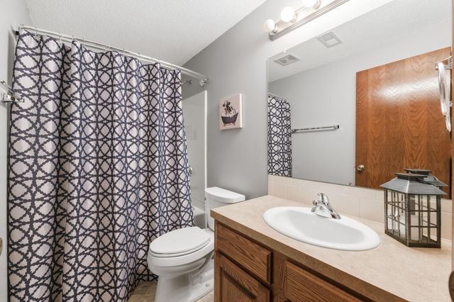 4815 N Wyndham Rd, Park City, KS 67219