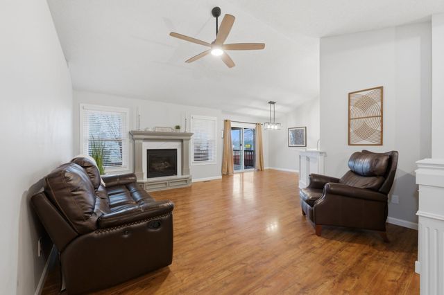 4815 N Wyndham Rd, Park City, KS 67219