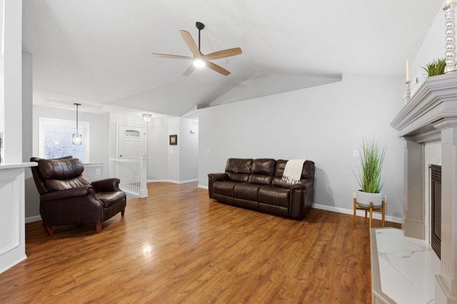 4815 N Wyndham Rd, Park City, KS 67219