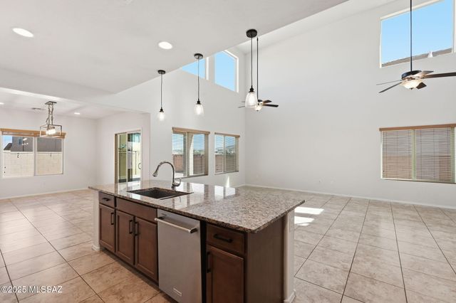 10839 E Deep Sky Drive, Tucson, AZ 85747