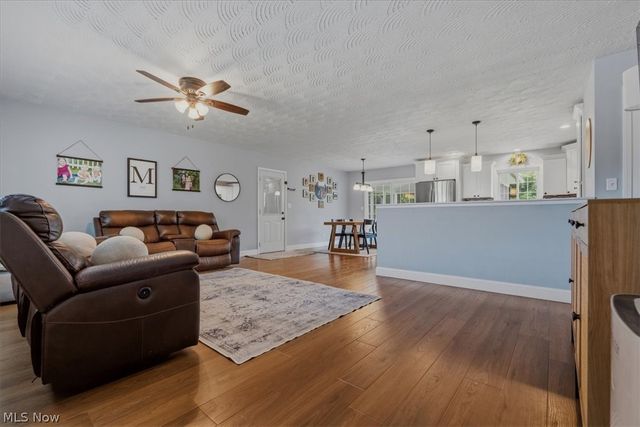 303 59th Street, Vienna, WV 26105