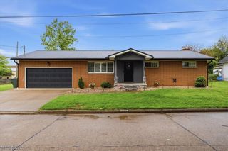 303 59th Street, Vienna, WV 26105