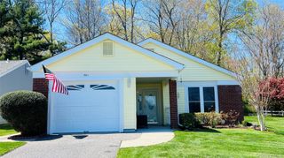541 Stratford Lane, Ridge, NY 11961