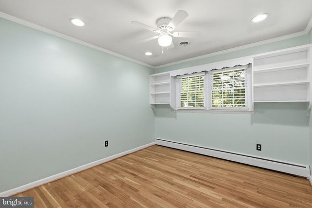 2802 GREENWAY DR, Ellicott City, MD 21042