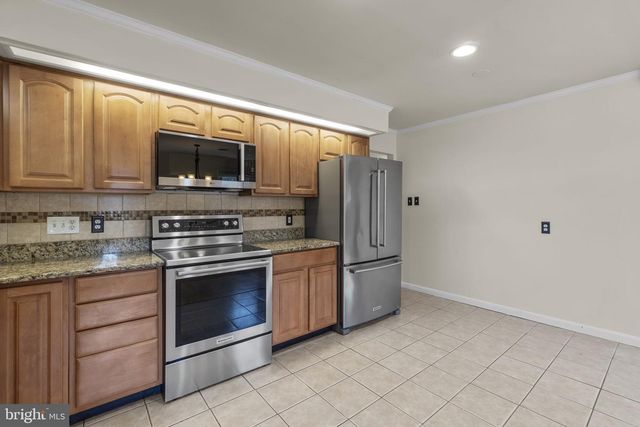 2802 GREENWAY DR, Ellicott City, MD 21042