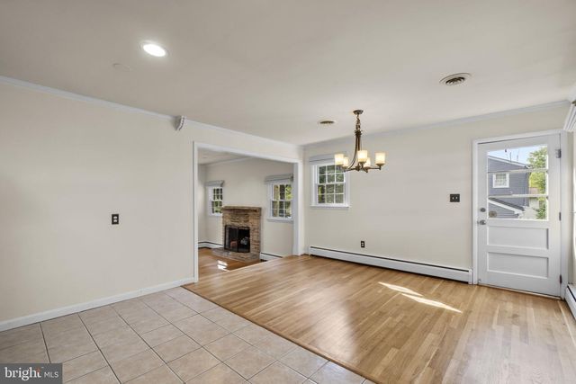 2802 GREENWAY DR, Ellicott City, MD 21042