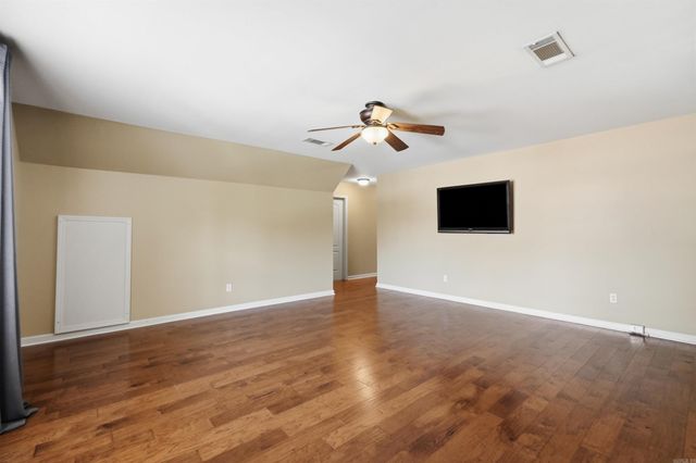 22 Bayonne Court, Little Rock, AR 72223
