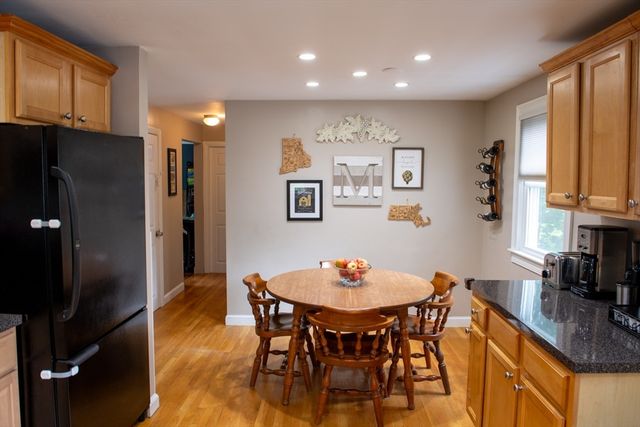 15 Lambert Av, Stoughton, MA 02072