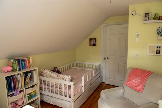 15 Lambert Av, Stoughton, MA 02072