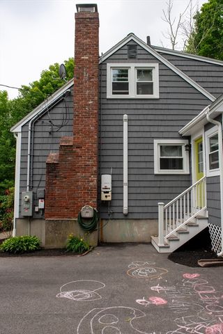 15 Lambert Av, Stoughton, MA 02072