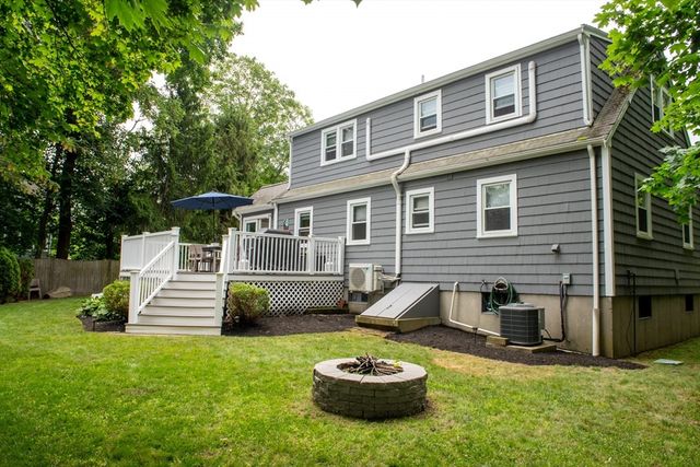 15 Lambert Av, Stoughton, MA 02072